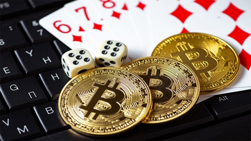 bitcoin poker online